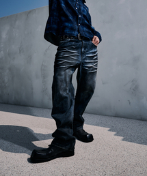CORNERBLESS（コーナーブレス）の「REGULAR SAGGING DIRTY DENIM PANTS（デニムパンツ）」