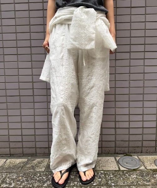 AIC.(エーアイシー)の「エンブロイダリーイージーパンツ(その他パンツ・レディース・ブラック/ブラウン/オフホワイト・FREE)」の16枚目の写真