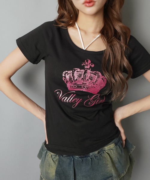 SPINNS(スピンズ)の「半袖Tシャツ/ピンクラメクラウン/平成ギャル(Tシャツ/カットソー・レディース・ピンク/ブラック・ONESIZE)」の2枚目の写真