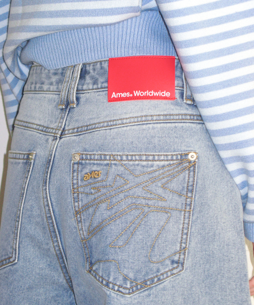 AMESWORLDWIDE(アメスワールドワイド)の「FLARED DENIM PANTS LIGHT BLUE(デニムパンツ・レディース・その他・SMALL/MEDIUM/LARGE)」の7枚目の写真