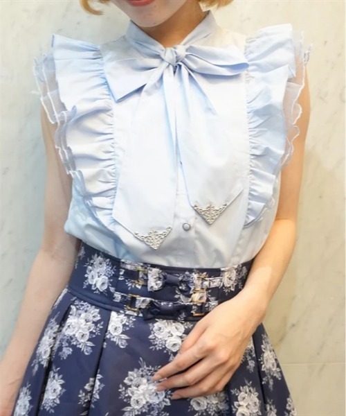 axes femme POETIQUE（アクシーズファムポエティック）の「チュールフリルノースリブラウス（シャツ/ブラウス・レディース・ホワイト/ブラック/サックスブルー・MEDIUM）」の3枚目の写真