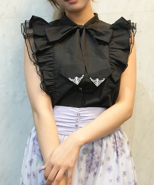 axes femme POETIQUE（アクシーズファムポエティック）の「チュールフリルノースリブラウス（シャツ/ブラウス・レディース・ホワイト/ブラック/サックスブルー・MEDIUM）」の7枚目の写真