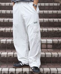FFEIN（フェイン）の「【撥水加工】FFEIN(フェイン)カーゴナイロンワイドパンツ  セットアップ ナイロンカーゴパンツ ワイドシルエット ドローコード（カーゴパンツ）」