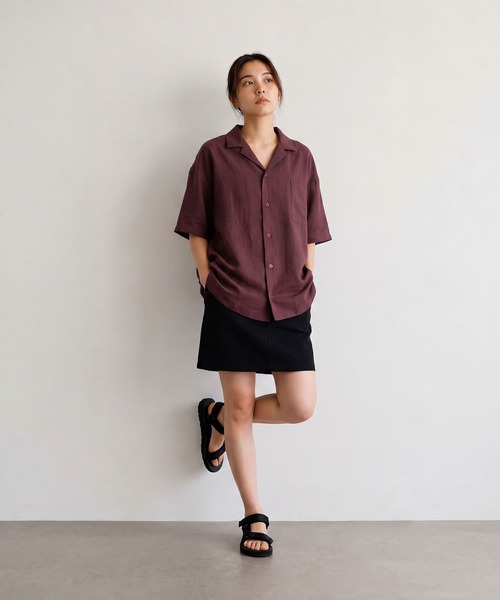 INTERPLAY(インタープレイ)の「【INTERPLAY】Open Collar Minimal S/S Shirt(シャツ/ブラウス・レディース・パープル/ネイビー系/レンガ/ピンク系その他/アイボリー/パープル系その他/サックスブルー/マスタード/サックスブルー系/ブラック・FREE)」の6枚目の写真