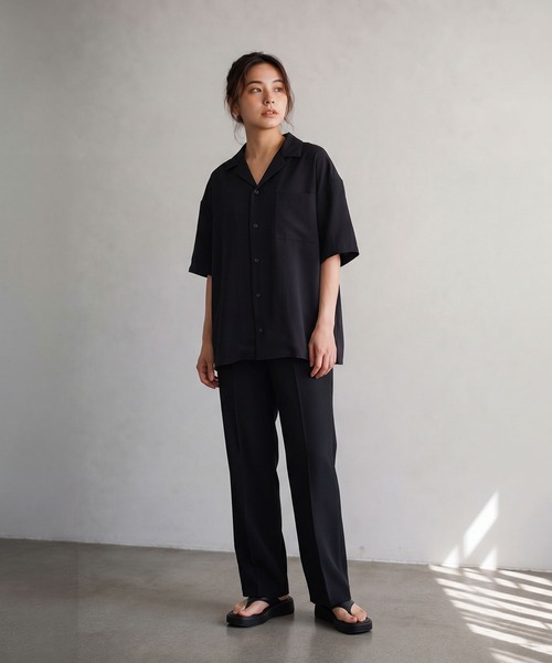 INTERPLAY(インタープレイ)の「【INTERPLAY】Open Collar Minimal S/S Shirt(シャツ/ブラウス・レディース・パープル/ネイビー系/レンガ/ピンク系その他/アイボリー/パープル系その他/サックスブルー/マスタード/サックスブルー系/ブラック・FREE)」の21枚目の写真