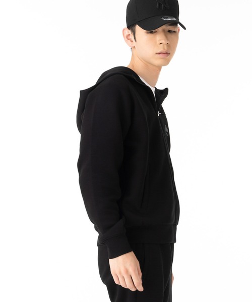 NEW ERA(ニューエラ)の「ニューエラ パフォーマンスアパレル テックスウェットフルジップパーカー(パーカー・メンズ・ブラック・S/XXL/XL/L/M)」の4枚目の写真