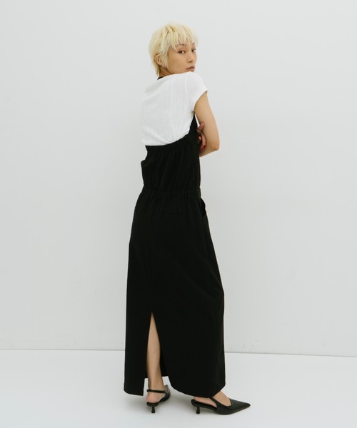 HANNE(アン)の「ホルターネックジャンパースカート(ワンピース・レディース・ブラック/ホワイト・M/S)」の6枚目の写真