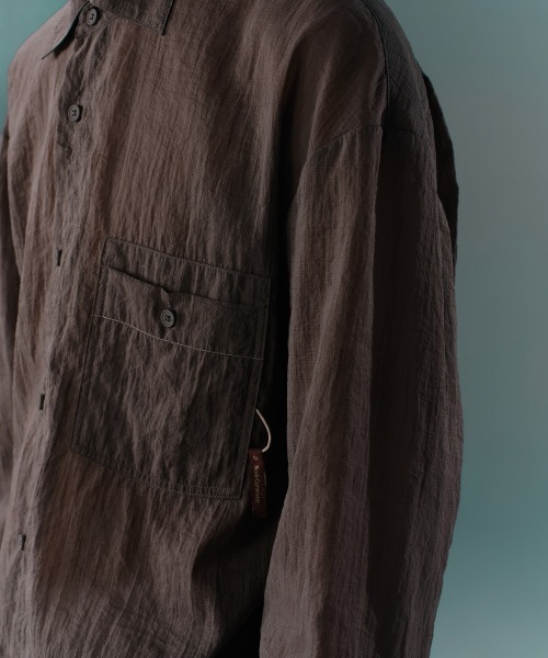 MODE COMMUTER(モードコミューター)の「Textured Calmness Shirt(シャツ/ブラウス・メンズ・ブラック/グレー・SMALL/MEDIUM/LARGE)」の9枚目の写真