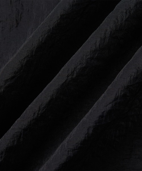 MODE COMMUTER(モードコミューター)の「Textured Calmness Shirt(シャツ/ブラウス・メンズ・ブラック/グレー・SMALL/MEDIUM/LARGE)」の15枚目の写真