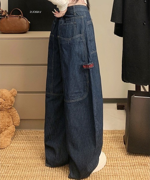 NEW GENTLEMAN(ニュージェントルマン)の「メリルストライプデニム ワイドバギー ペインターパンツ(デニムパンツ・レディース・ブルー・L/M/S)」の4枚目の写真