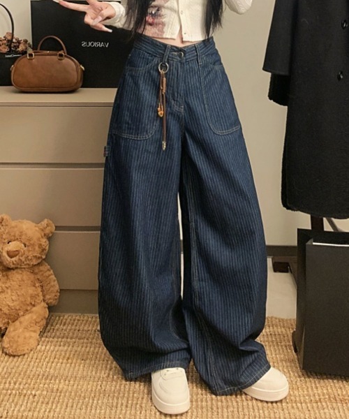 NEW GENTLEMAN(ニュージェントルマン)の「メリルストライプデニム ワイドバギー ペインターパンツ(デニムパンツ・レディース・ブルー・L/M/S)」の6枚目の写真