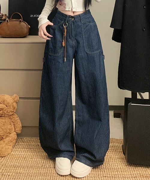 NEW GENTLEMAN(ニュージェントルマン)の「メリルストライプデニム ワイドバギー ペインターパンツ(デニムパンツ・レディース・ブルー・L/M/S)」の7枚目の写真
