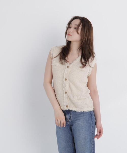 NATURAL BEAUTY BASIC(ナチュラルビューティーベーシック)の「ツイードニットベスト(ベスト・レディース・オフホワイト/ブラウン系その他/ブラック系その他2・フリ-)」の9枚目の写真