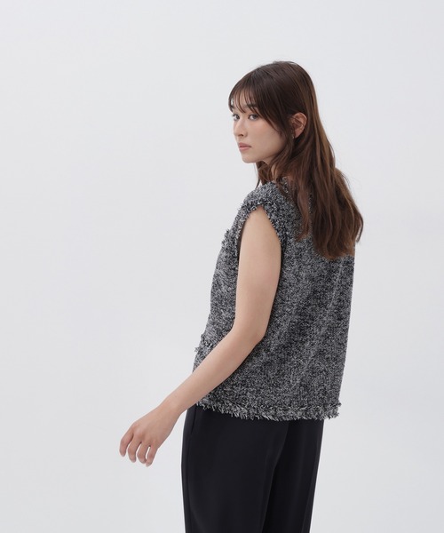 NATURAL BEAUTY BASIC(ナチュラルビューティーベーシック)の「ツイードニットベスト(ベスト・レディース・オフホワイト/ブラウン系その他/ブラック系その他2・フリ-)」の17枚目の写真