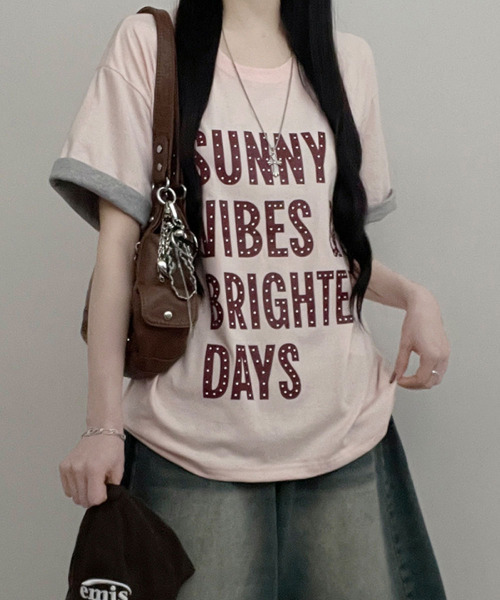 VIVID LADY(ビビッドレディー)の「レトロロゴ 半袖Tシャツ(Tシャツ/カットソー・レディース・イエロー/ホワイト/ブルー/オレンジ/ピンク/ブラック・FREE)」の5枚目の写真