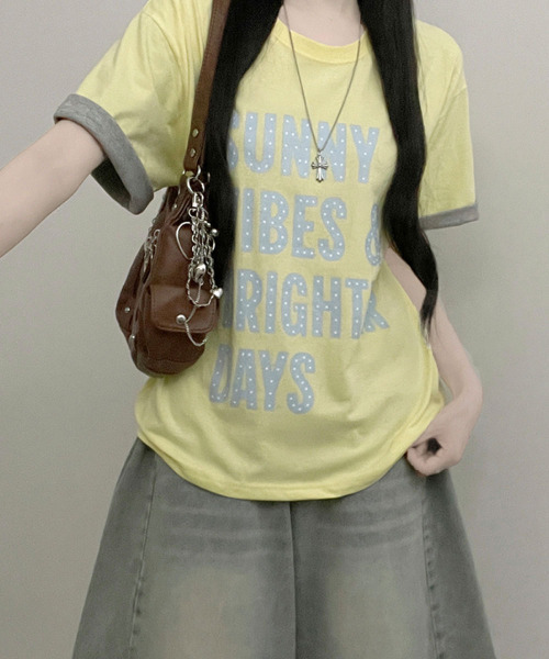 VIVID LADY(ビビッドレディー)の「レトロロゴ 半袖Tシャツ(Tシャツ/カットソー・レディース・イエロー/ホワイト/ブルー/オレンジ/ピンク/ブラック・FREE)」の4枚目の写真