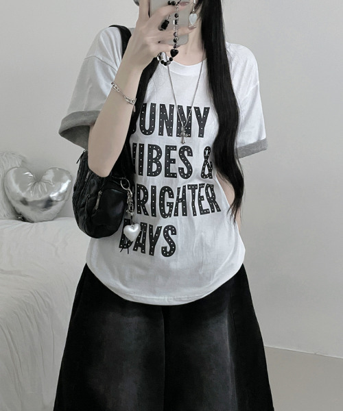 VIVID LADY(ビビッドレディー)の「レトロロゴ 半袖Tシャツ(Tシャツ/カットソー・レディース・イエロー/ホワイト/ブルー/オレンジ/ピンク/ブラック・FREE)」の9枚目の写真