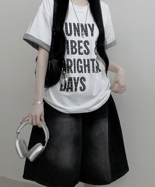 VIVID LADY(ビビッドレディー)の「レトロロゴ 半袖Tシャツ(Tシャツ/カットソー・レディース・イエロー/ホワイト/ブルー/オレンジ/ピンク/ブラック・FREE)」の10枚目の写真