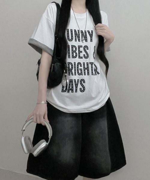 VIVID LADY(ビビッドレディー)の「レトロロゴ 半袖Tシャツ(Tシャツ/カットソー・レディース・イエロー/ホワイト/ブルー/オレンジ/ピンク/ブラック・FREE)」の12枚目の写真