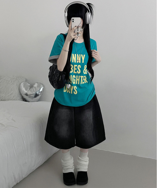VIVID LADY(ビビッドレディー)の「レトロロゴ 半袖Tシャツ(Tシャツ/カットソー・レディース・イエロー/ホワイト/ブルー/オレンジ/ピンク/ブラック・FREE)」の15枚目の写真