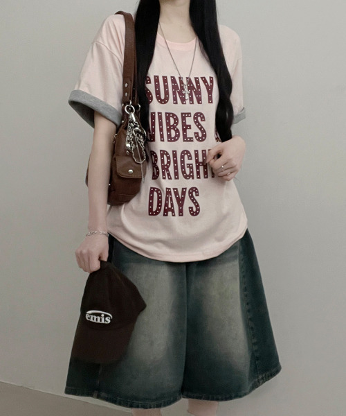 VIVID LADY(ビビッドレディー)の「レトロロゴ 半袖Tシャツ(Tシャツ/カットソー・レディース・イエロー/ホワイト/ブルー/オレンジ/ピンク/ブラック・FREE)」の20枚目の写真