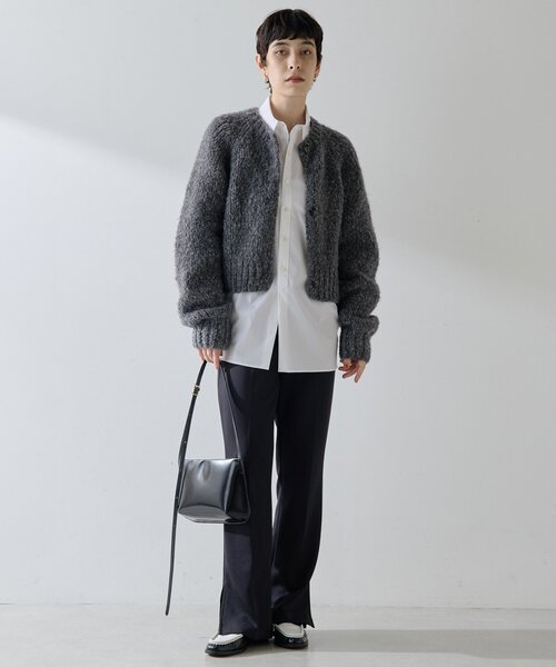 Whim Gazette(ウィムガゼット)の「<WEB限定カラーあり>ハンドニットカーディガン(カーディガン/ボレロ・レディース・チャコールグレー/イエロー・FREE)」の11枚目の写真