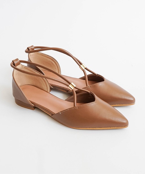 Fabby fabby(ファビィーファビィー)の「ポインテッドトゥ セパレートストラップパンプス(パンプス・レディース・ブラック/ベージュ・SMALL/LARGE/MEDIUM)」の19枚目の写真