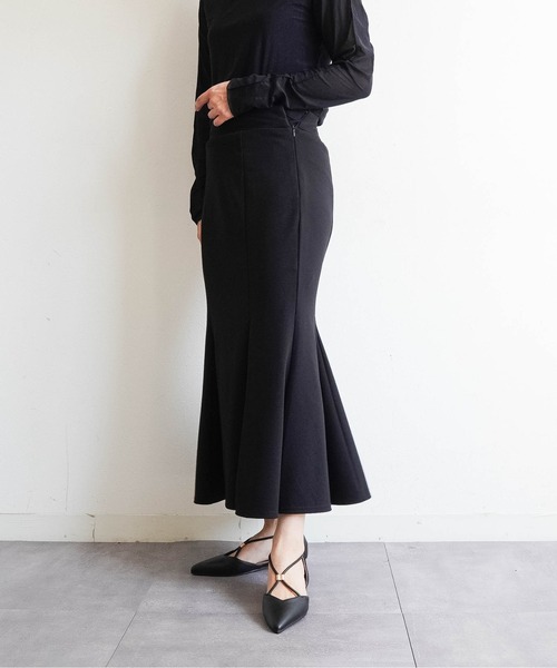 Fabby fabby(ファビィーファビィー)の「ポインテッドトゥ セパレートストラップパンプス(パンプス・レディース・ブラック/ベージュ・SMALL/LARGE/MEDIUM)」の22枚目の写真