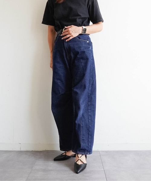 Fabby fabby(ファビィーファビィー)の「ポインテッドトゥ セパレートストラップパンプス(パンプス・レディース・ブラック/ベージュ・SMALL/LARGE/MEDIUM)」の16枚目の写真