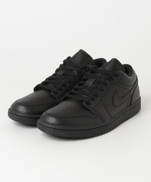 JORDAN BRAND(ジョーダンブランド)の「AIR JORDAN 1 LOW(スニーカー・メンズ・ブラック・26.0cm/26.5cm/27.0cm/27.5cm/28.0cm)」の1枚目の写真