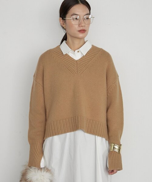 LOUNGEDRESS(ラウンジドレス)の「《イージーケア/セットアップ可》ヤクウール Vニット(ニット/セーター・レディース・グレー/レッド/ネイビー/キャメル・FREE)」の20枚目の写真