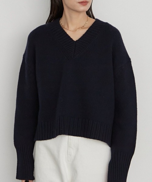 LOUNGEDRESS(ラウンジドレス)の「《イージーケア/セットアップ可》ヤクウール Vニット(ニット/セーター・レディース・グレー/レッド/ネイビー/キャメル・FREE)」の2枚目の写真