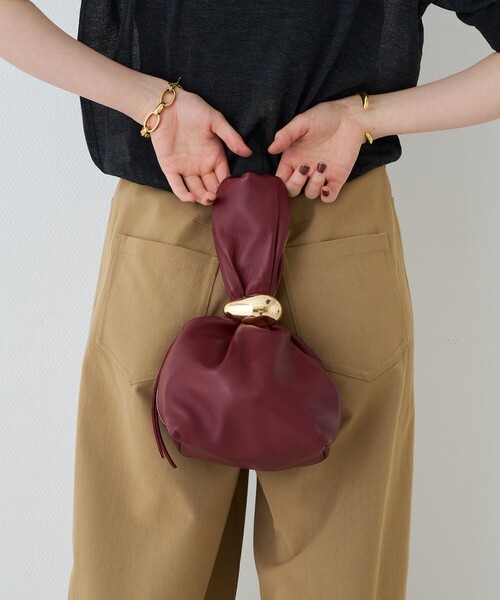 AULENTTI(オウレンティ)の「【AULENTTI / オウレンティ】巾着ワンハンドルミニハンドバッグ(トートバッグ・レディース・ブラック/ワイン・フリー)」の10枚目の写真