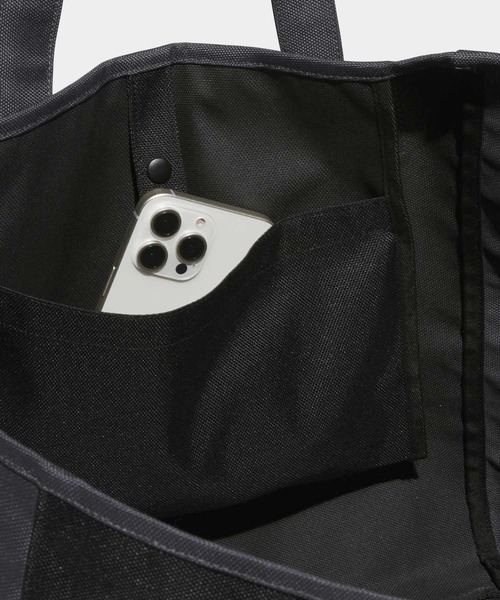adidas（アディダス）の「CHIP DRIVER BIG TOTE BAG【adidas Golf/アディダスゴルフ】（ボストンバッグ・メンズ・ブラック・FREE）」の6枚目の写真