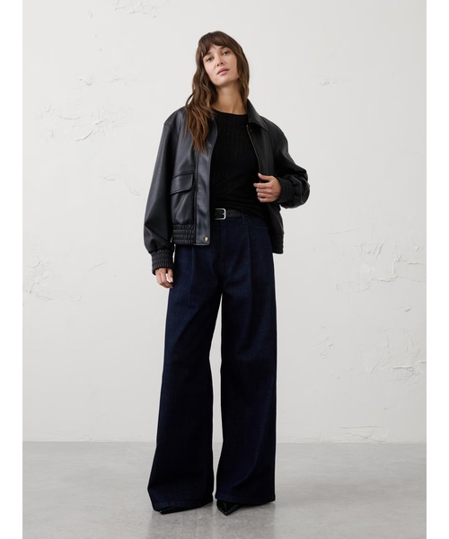 BANANA REPUBLIC FACTORY STORE(バナナリパブリック ファクトリーストア)の「BANANA REPUBLIC FACTORY STORE シアージャカードTシャツ(Tシャツ/カットソー・レディース・ブラック/グリーン・M/L/XS/S)」の3枚目の写真