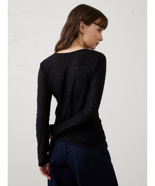 BANANA REPUBLIC FACTORY STORE(バナナリパブリック ファクトリーストア)の「BANANA REPUBLIC FACTORY STORE シアージャカードTシャツ(Tシャツ/カットソー・レディース・ブラック/グリーン・M/L/XS/S)」の4枚目の写真