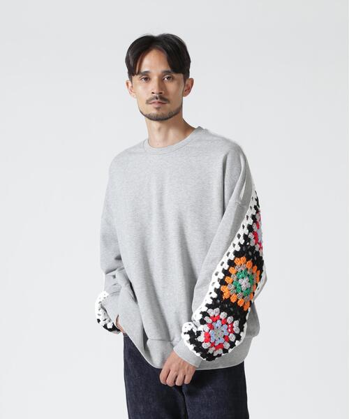 DISCOVERED(ディスカバード)の「DISCOVERED(ディスカバード)別注CROCHET SLEEVE SWEAT(UNISEX)(スウェット・メンズ・ブラック/その他24/グレー・3/1)」の6枚目の写真