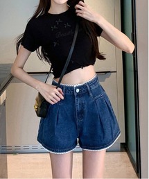 レース付きタック入りデニムショートパンツ