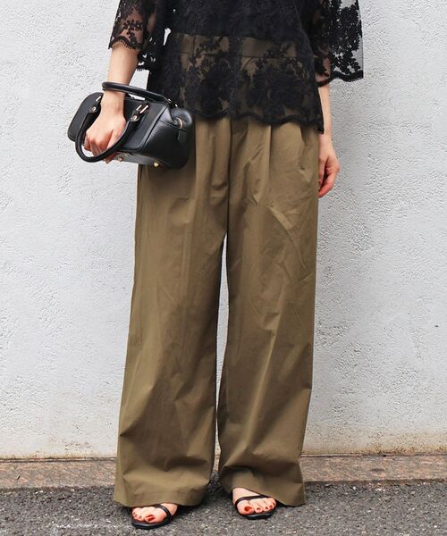 le.coeur blanc(ルクールブラン)の「【撥水・UV】2タックパンツ(その他パンツ・レディース・カーキオリーブ/ブラック/ベージュ・38/36)」の3枚目の写真