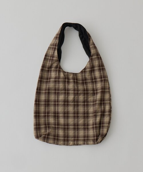 WHIMSIC(ウィムジック)の「【UNISEX】ヴィーガンレザーショルダーバック(ショルダーバッグ・メンズ・ブラック/キャメル・ONE SIZE)」の13枚目の写真