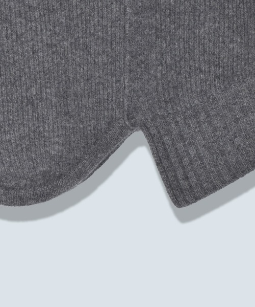 OMMO（オーエムエムオー）の「ASYMME KNIT VEST（ベスト・レディース・ホワイト/グレー/ブラック・F）」の17枚目の写真