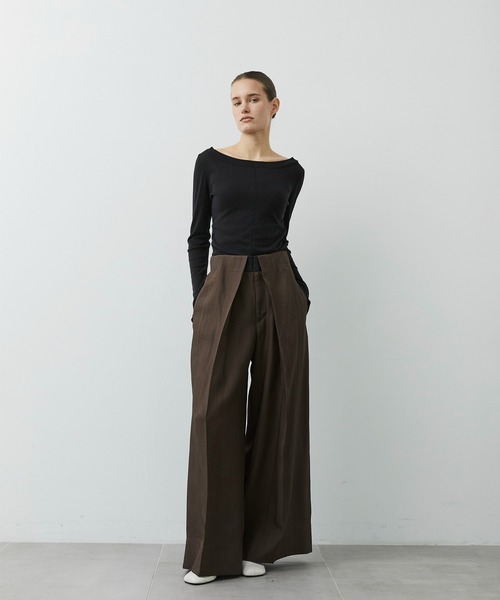 CITY TOKYO(シティトウキョウ)の「【CITY TOKYO/シティートウキョウ】Viscose Twill Flare Trousers/ヴィスコースフレアスラックス(スラックス・レディース・ブラック/ブラウン/オフホワイト・1/2)」の22枚目の写真
