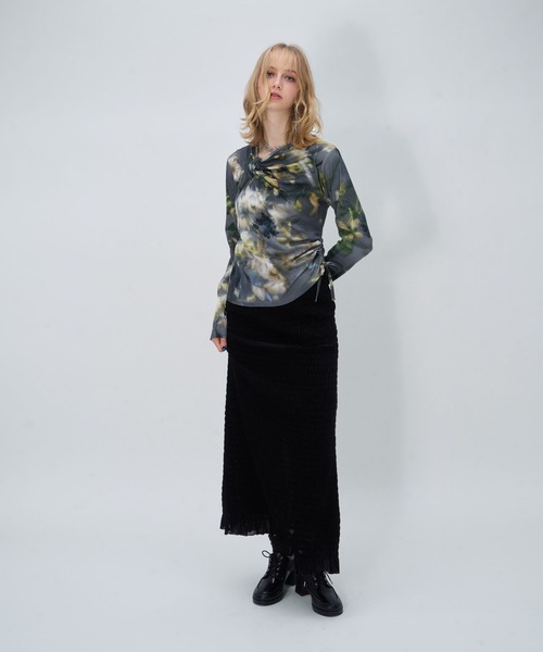 HARE(ハレ)の「ツイストデザインカットソー(HARE)(Tシャツ/カットソー・レディース・ブラック/イエロー/レッド・FREE)」の8枚目の写真