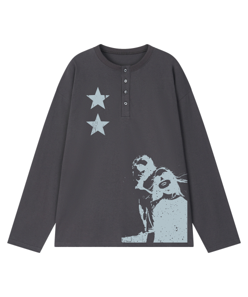 GRAVER（グレーバー）の「[UNISEX]STAR2 ヘンリーネック ロングスリーブ Tシャツ_3color（Tシャツ/カットソー・レディース・ブラック/ベージュ/チャコール・MEDIUM/LARGE）」の6枚目の写真