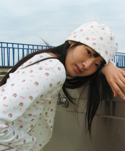 RONRON(ロンロン)の「BETTY BOOP PATTERN SLIM CARDIGAN WHITE(カーディガン/ボレロ・レディース・その他・FREE)」の2枚目の写真