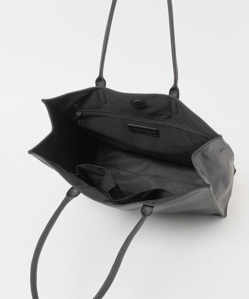 A DAY IN THE LIFE UNITED ARROWS(アデイインザライフユナイテッドアローズ)の「スムースレザー スクエア トートバッグ<A DAY IN THE LIFE>(トートバッグ・メンズ・ブラック・FREE)」の7枚目の写真