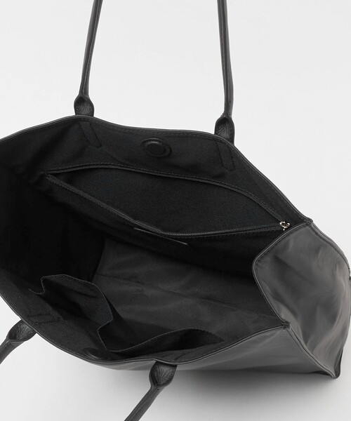 A DAY IN THE LIFE UNITED ARROWS(アデイインザライフユナイテッドアローズ)の「スムースレザー スクエア トートバッグ<A DAY IN THE LIFE>(トートバッグ・メンズ・ブラック・FREE)」の8枚目の写真