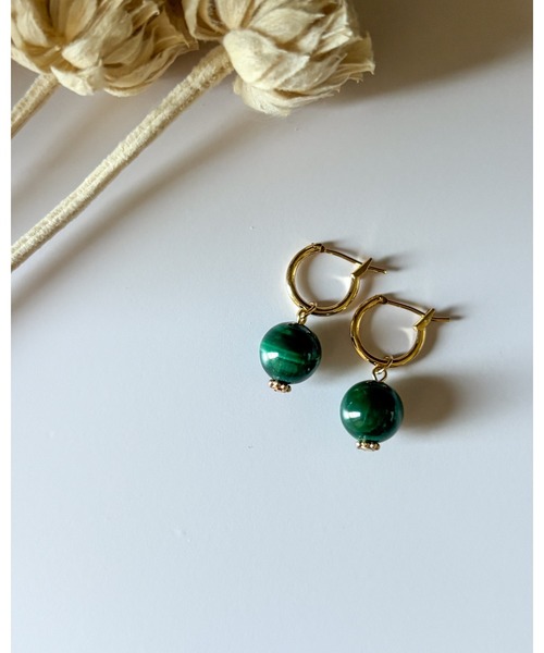 tone（トーン）の「【cocolani】［金属アレルギー対応］2way 天然石 フープピアス(MA)（ピアス（両耳用）・レディース・ダークグレー/ホワイト/クリア/ベージュ/ブルー/キャメル/ピンク/グリーン・FREE）」の4枚目の写真