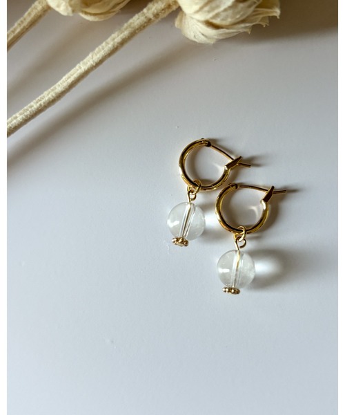 tone（トーン）の「【cocolani】［金属アレルギー対応］2way 天然石 フープピアス(MA)（ピアス（両耳用）・レディース・ダークグレー/ホワイト/クリア/ベージュ/ブルー/キャメル/ピンク/グリーン・FREE）」の8枚目の写真