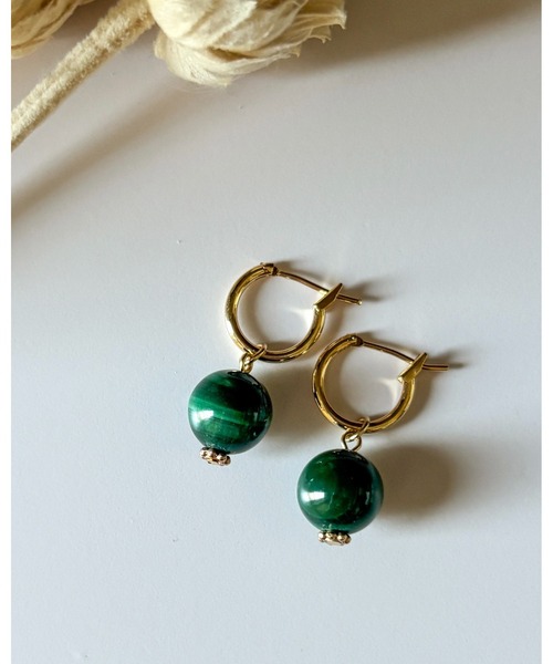 tone（トーン）の「【cocolani】［金属アレルギー対応］2way 天然石 フープピアス(MA)（ピアス（両耳用）・レディース・ダークグレー/ホワイト/クリア/ベージュ/ブルー/キャメル/ピンク/グリーン・FREE）」の9枚目の写真